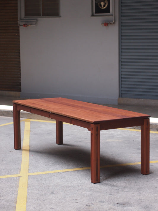 Floating Table